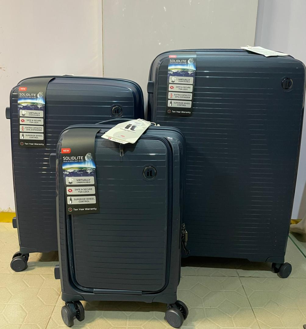It Solidlite Luggage Set