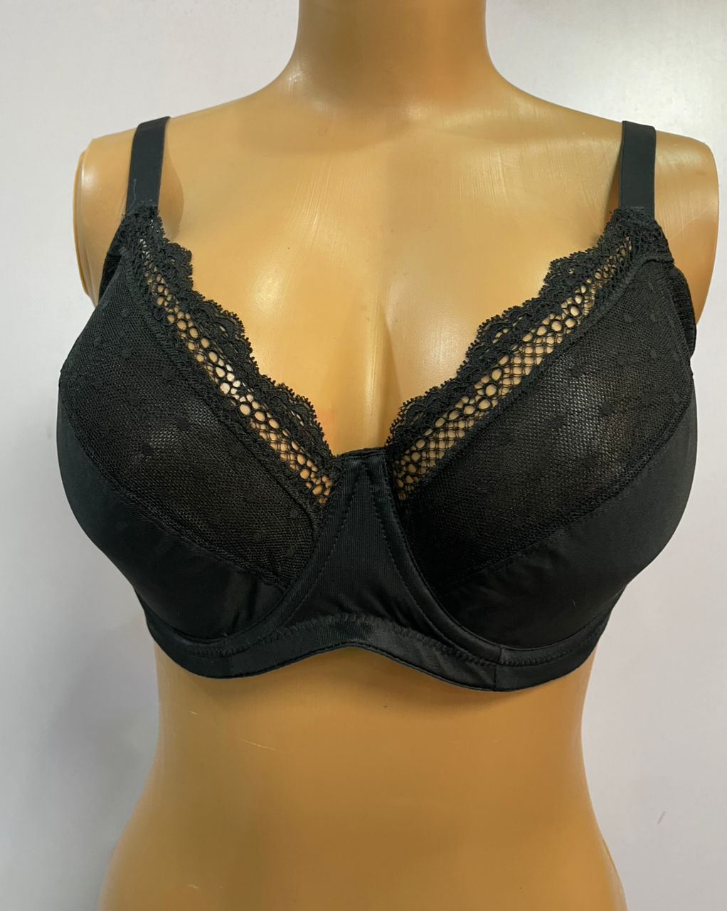 Marks and Spencer Bra Size 34dd, 34e, 36gg