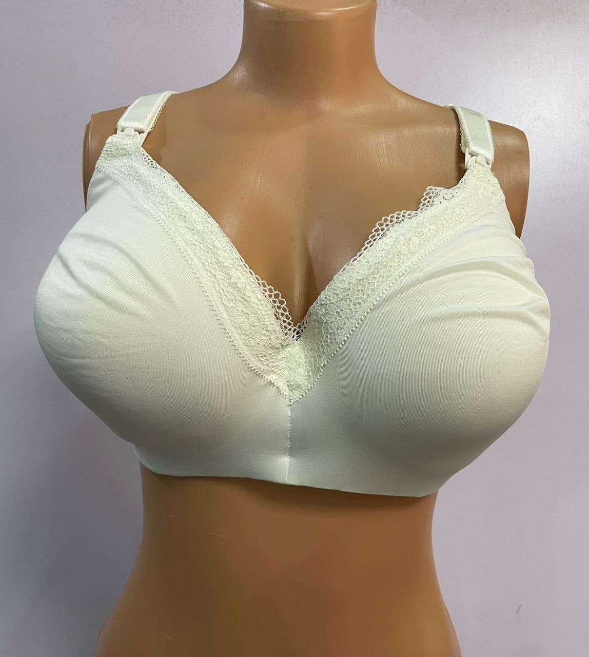 Marks and Spencer Nursing Bra Size 40e