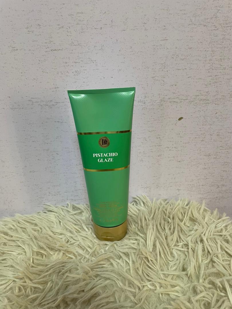Bath & Body Works Pistachio Glaze Ultimate Hydration Body Cream