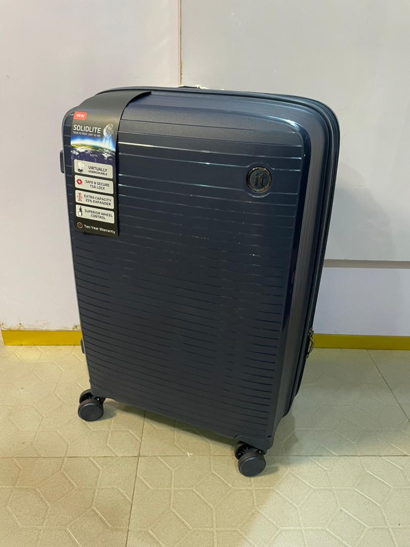 It Solidlite Luggage Cabin Size
