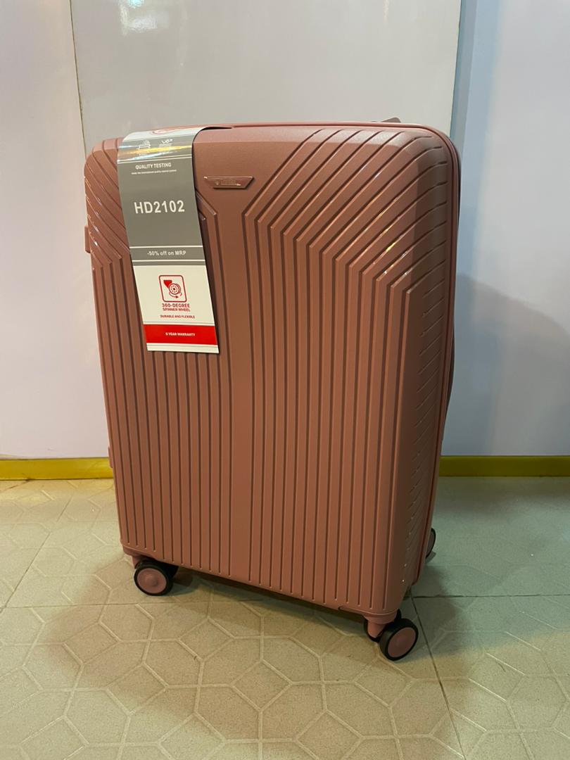 Travelus Luxury Luggage Medium Size
