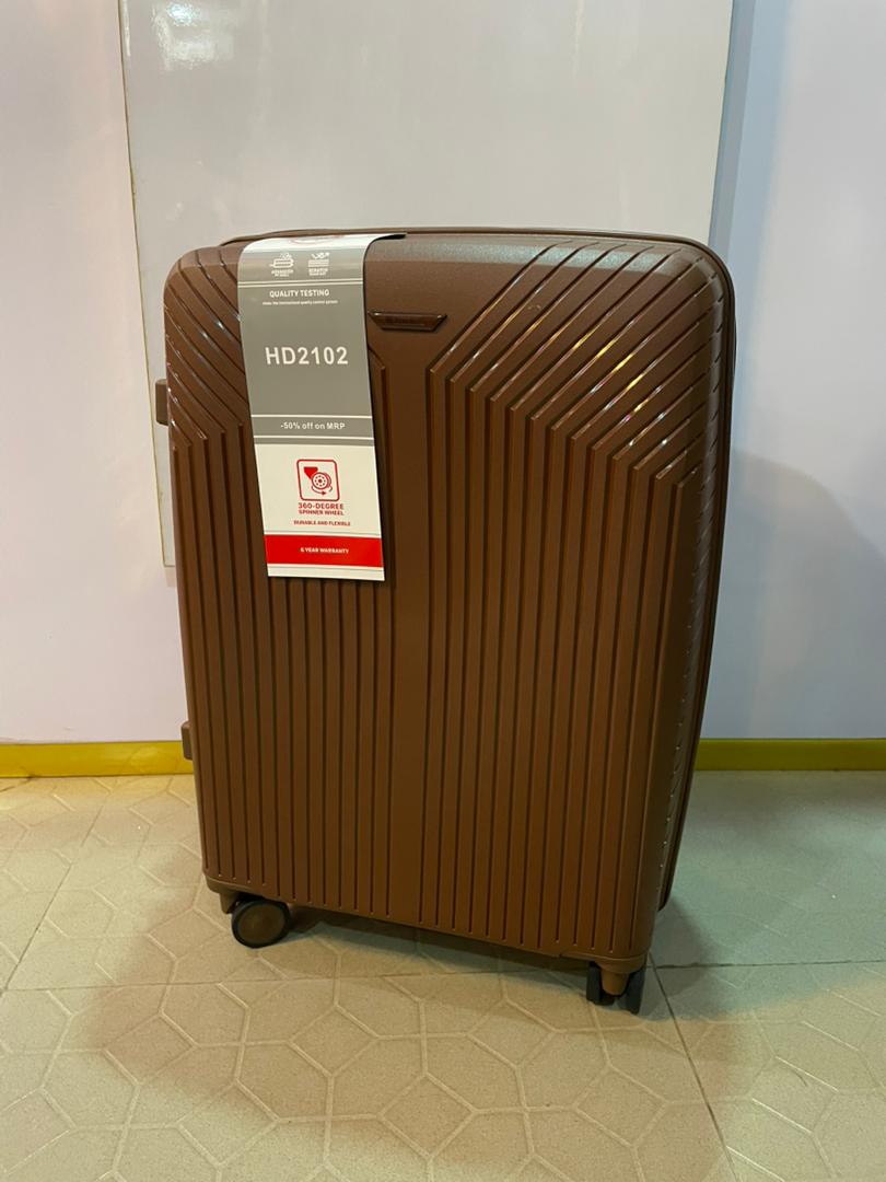 Travelus Luxury Luggage Medium Size